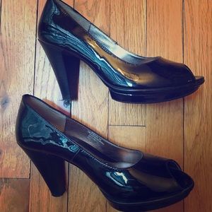 Sofft Ramona II Black Patent Leather Heels